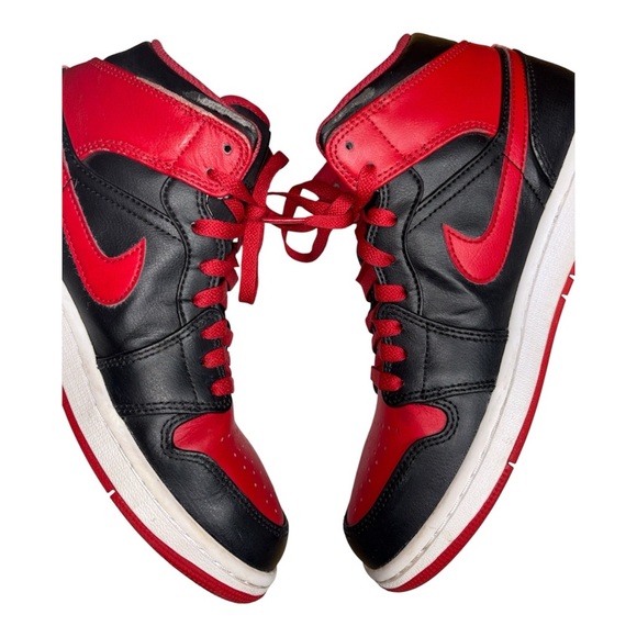 Nike Air Jordan 1 Mid Sneakers Bred Black/Fire Red/White DQ8426-060 Men’s Size 8 main image 11